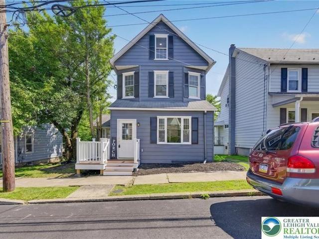 House for sale in Nazareth, Pennsylvania