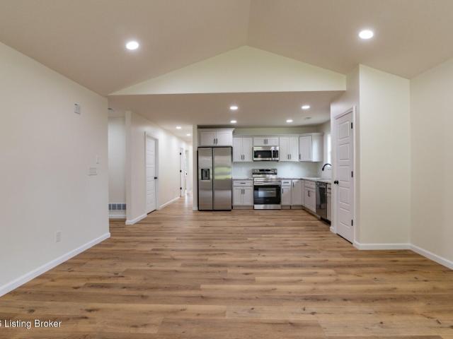 House for sale in Vine Grove, Hardin County