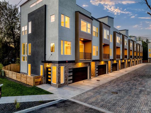 Townhouse for sale in Boise