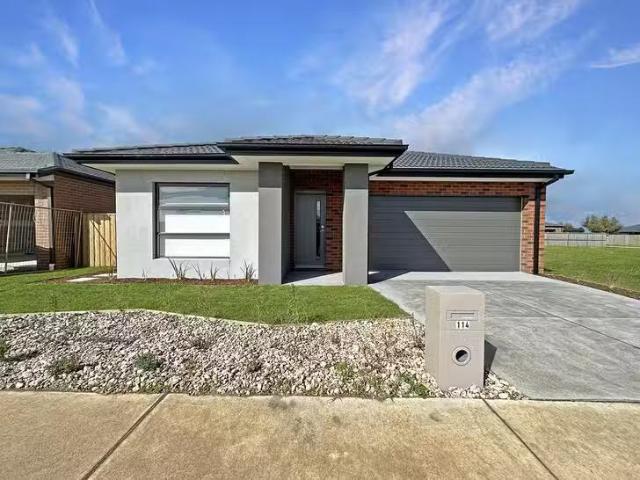 House for rent in Leopold, Victoria