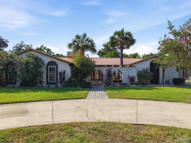 House for sale in Gulf Breeze, Florida