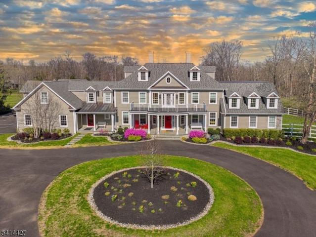House for sale in Delaware, New Jersey