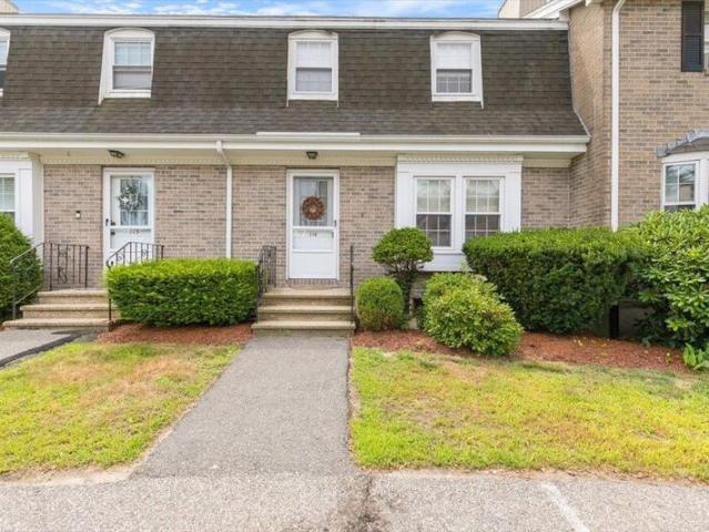 Townhouse for rent in Londonderry Townhouse for rent in Londonderry