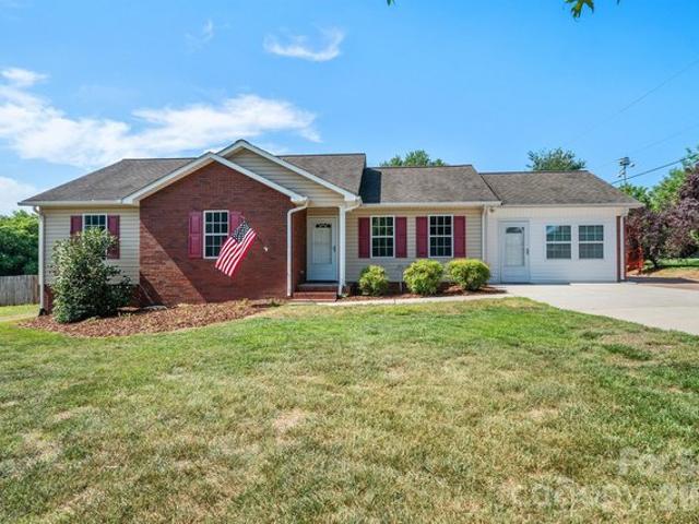 House for sale in Harmony, North Carolina