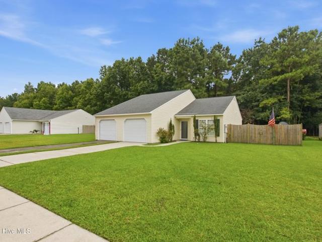 Townhouse for sale in Havelock, North Carolina