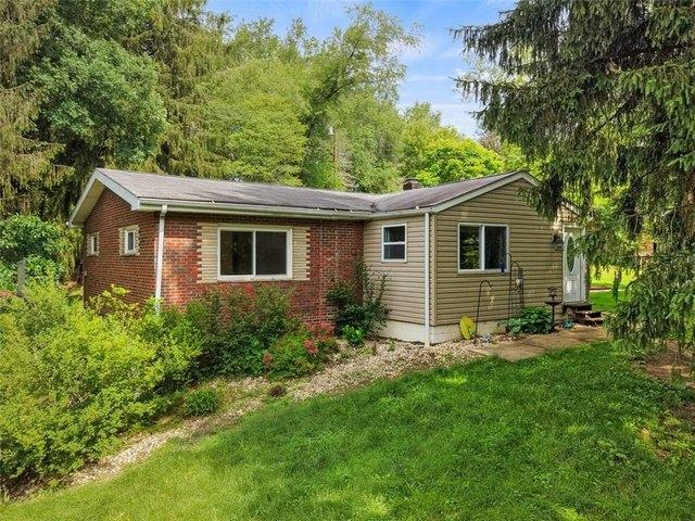 House for sale in Zelienople, Pennsylvania