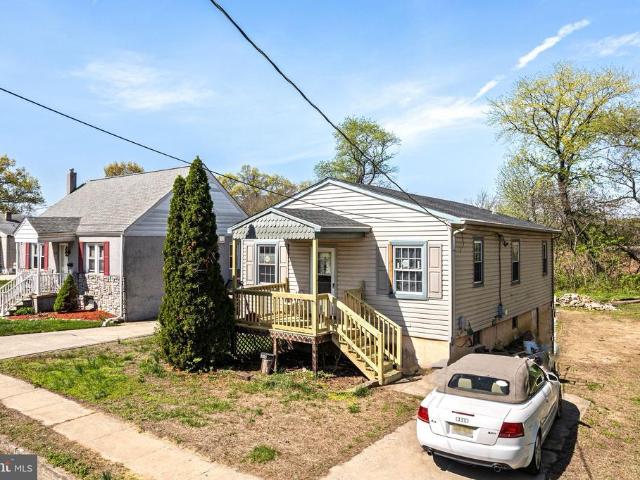 House for sale in Gloucester City