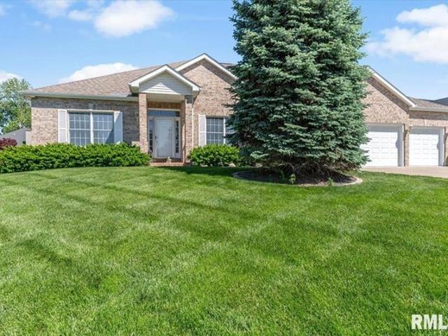 House for sale in Chatham, Illinois