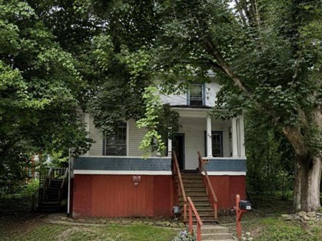 House for sale in Weston, West Virginia
