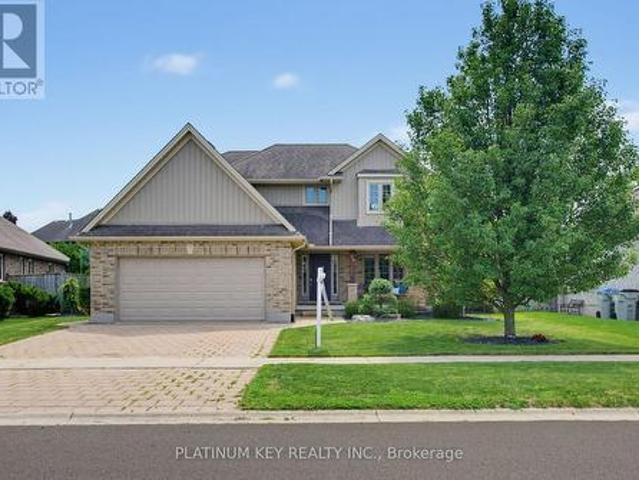 House for sale in Strathroy-caradoc, Ontario