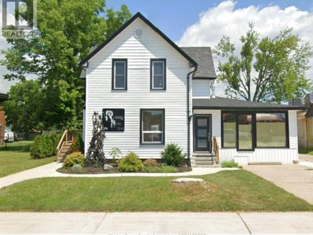 Commercial for rent in Essex, Ontario