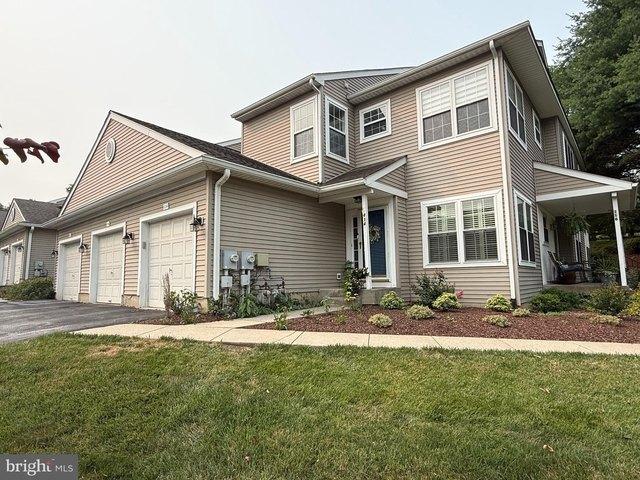 Condo for sale in Chester, Pennsylvania