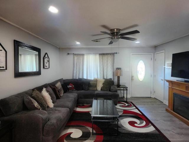 House for sale in Pass Christian, Harrison County