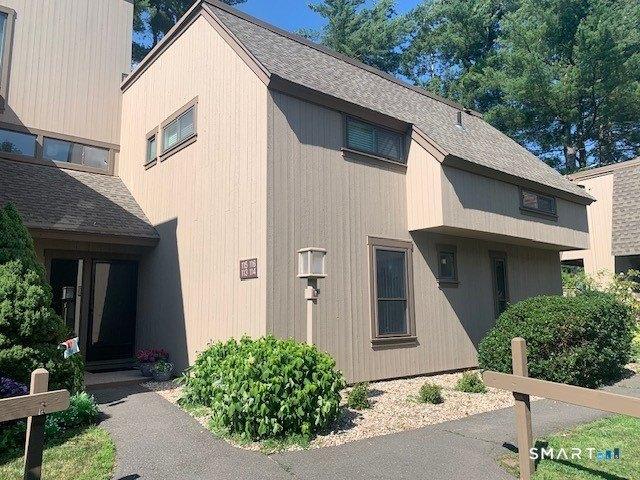 Condo for sale in Farmington, Connecticut