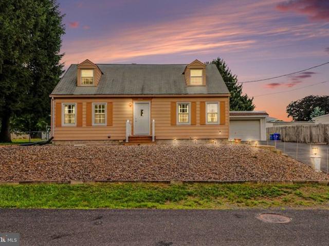 House for sale in Cumberland, Pennsylvania
