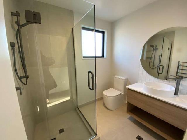 Townhouse for rent in Canterbury