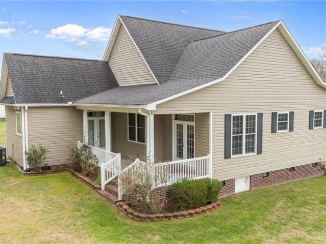 House for sale in Mount Airy, North Carolina