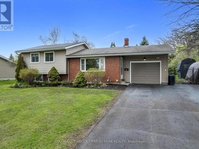 House for sale in Ontario