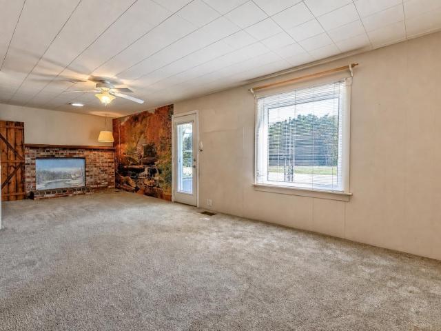 House for sale in Chandler, Warrick County