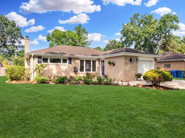 House for sale in Mount Prospect, Illinois