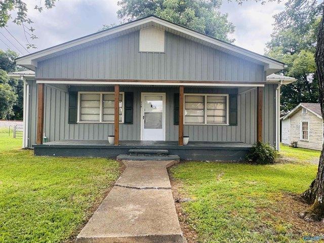 House for sale in Scottsboro, Alabama