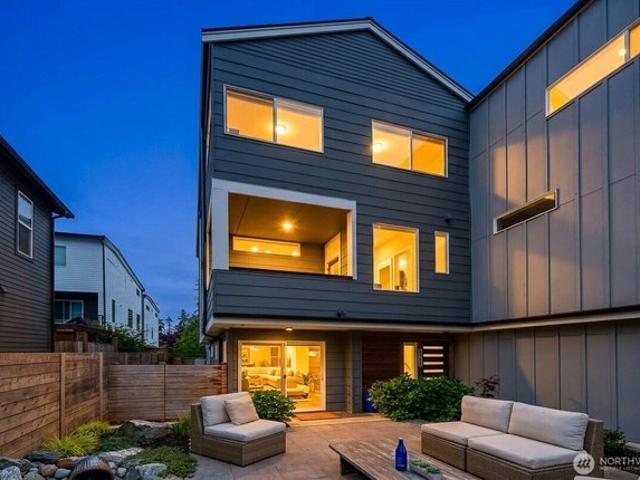Townhouse for sale in Shoreline, Washington