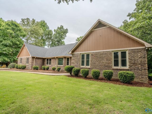 House for sale in Moulton, Alabama