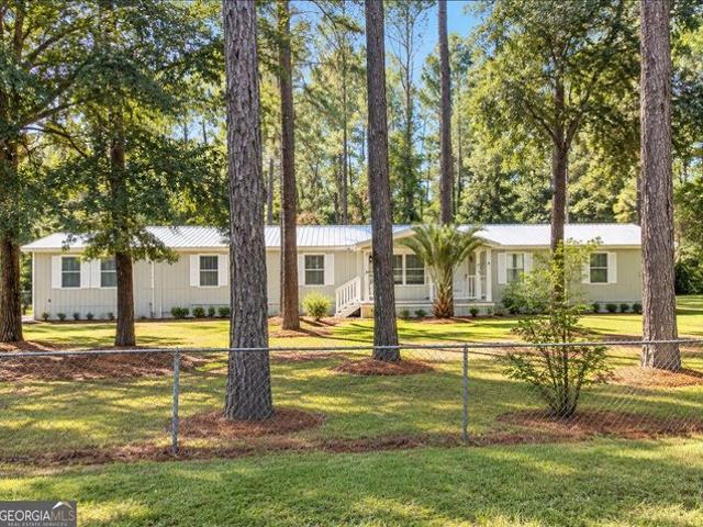 House for sale in Ellabell, Georgia