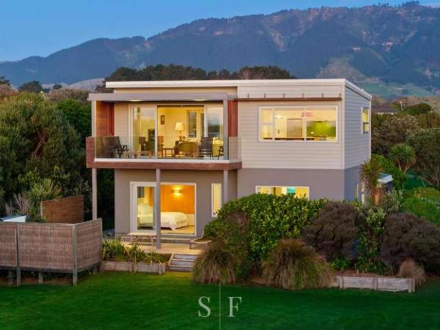 House for sale in Peka Peka, Wellington