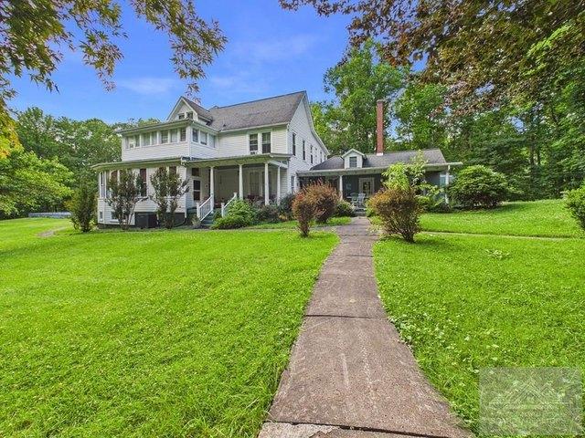 House for sale in Switchback, West Virginia