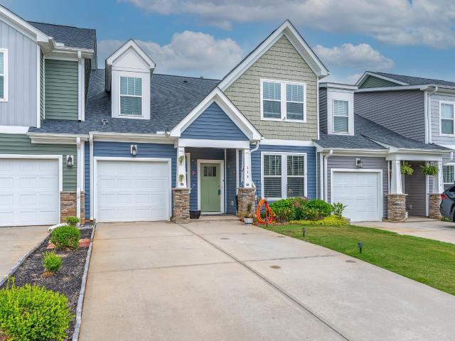 Townhouse for sale in Easley, South Carolina