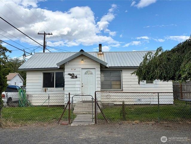 House for sale in Coulee City, Washington