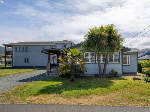 House for sale in Oregonia