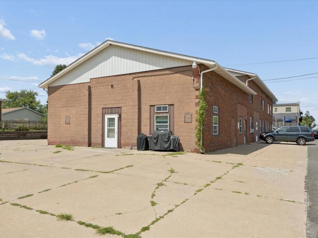 House for sale in Blue Grass, Iowa