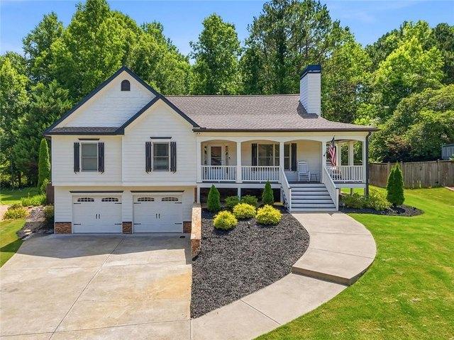 House for sale in Ball Ground, Georgia