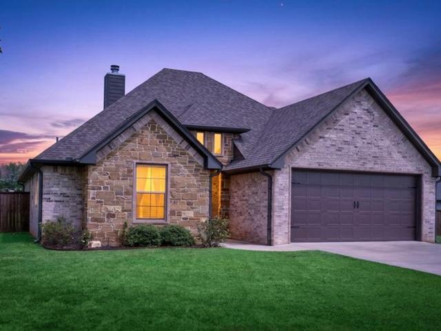House for sale in Harrison, Texas