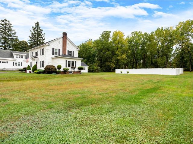 House for sale in Oneida, New York