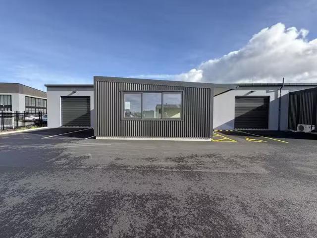House for rent in Chaslands, Canterbury