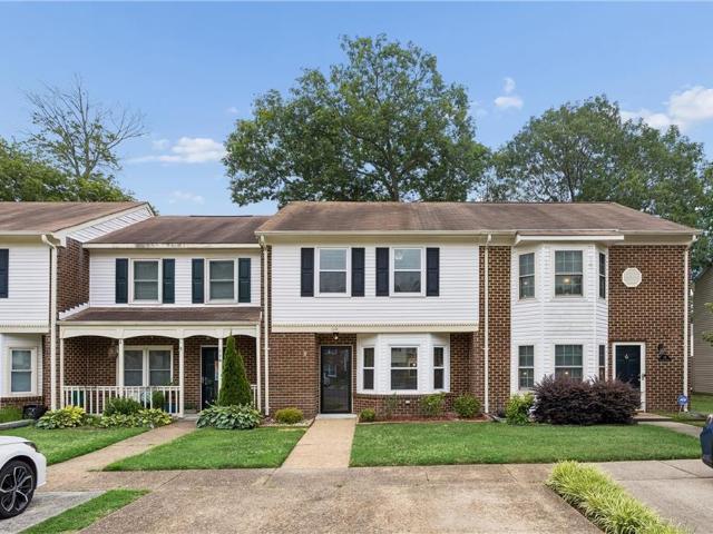 Townhouse for sale in Virginia