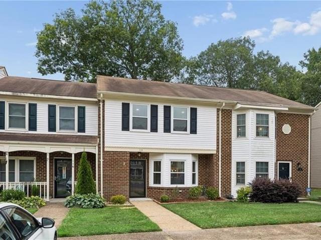 Townhouse for sale in Virginia
