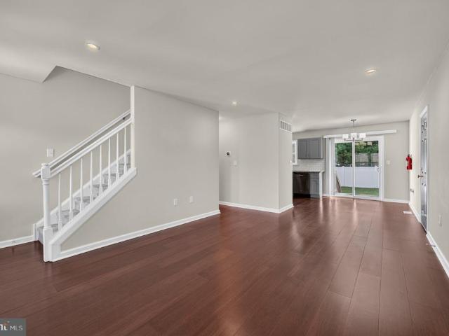 House for sale in Weathervane Farms, East Greenwich Township