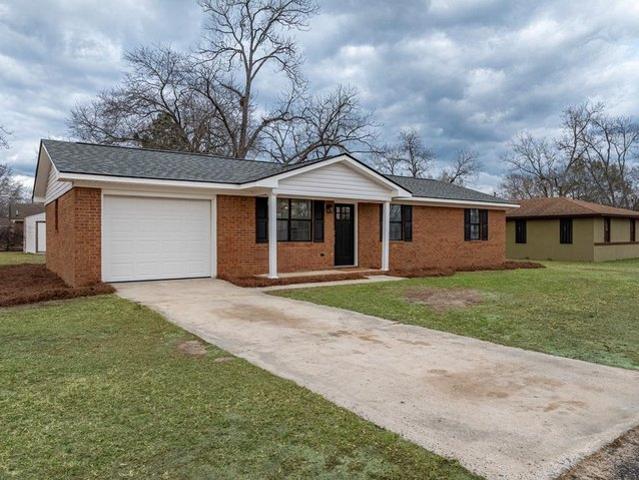 House for sale in Fitzgerald, Georgia
