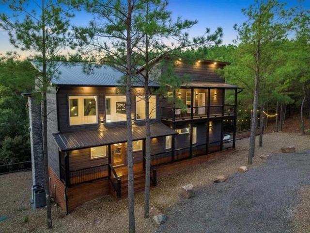 House for sale in Broken Bow, Oklahoma