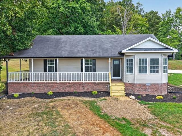 House for sale in Westmoreland, Middle Tennessee