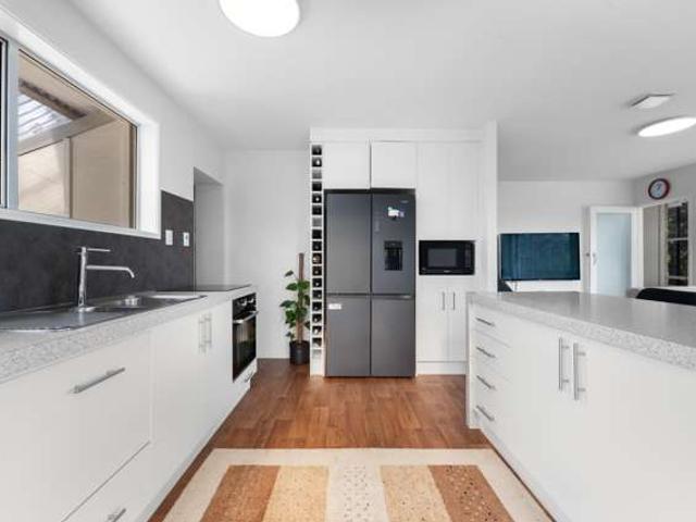 Apartment for sale in Wairau Valley