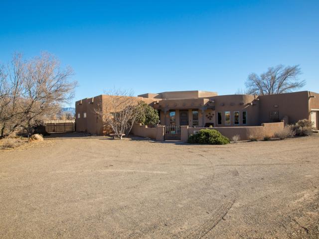 House for sale in Corrales, New Mexico