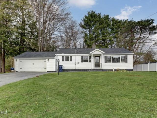 House for sale in Hagaman, New York