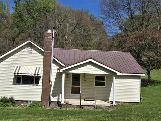 House for sale in Reynoldsville, Pennsylvania