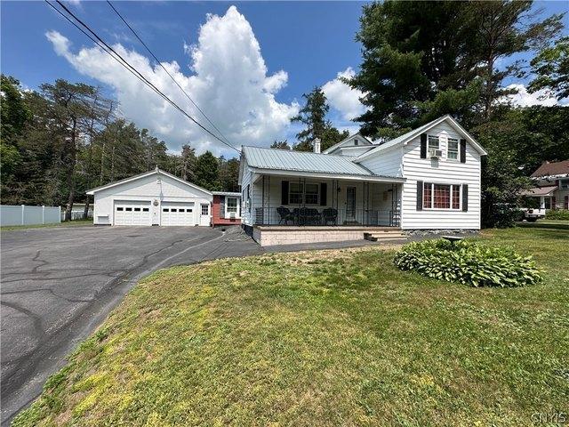 House for sale in Oneida, New York