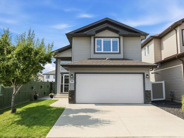 House for sale in Fort Saskatchewan, Alberta